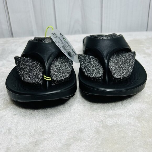 OOFOS Unisex OOriginal Thong Lightweight Regular Sandal Black Sz M9 W11 main image 4